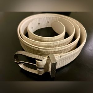 Beige Maison Margiela lizard belt size 95